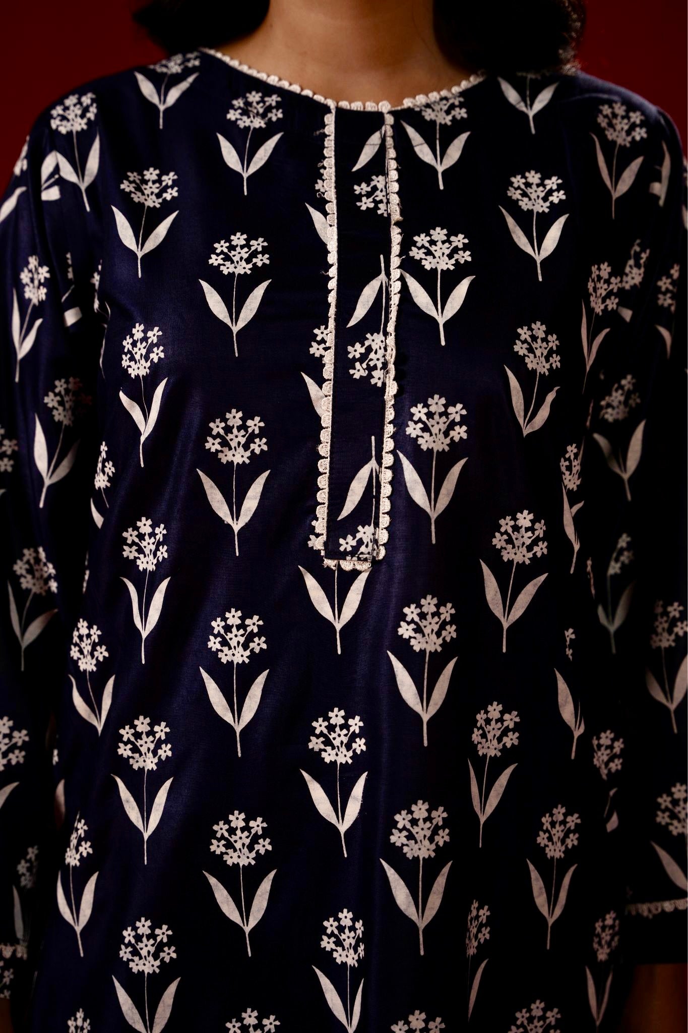 Navy Glow | By Ainoor