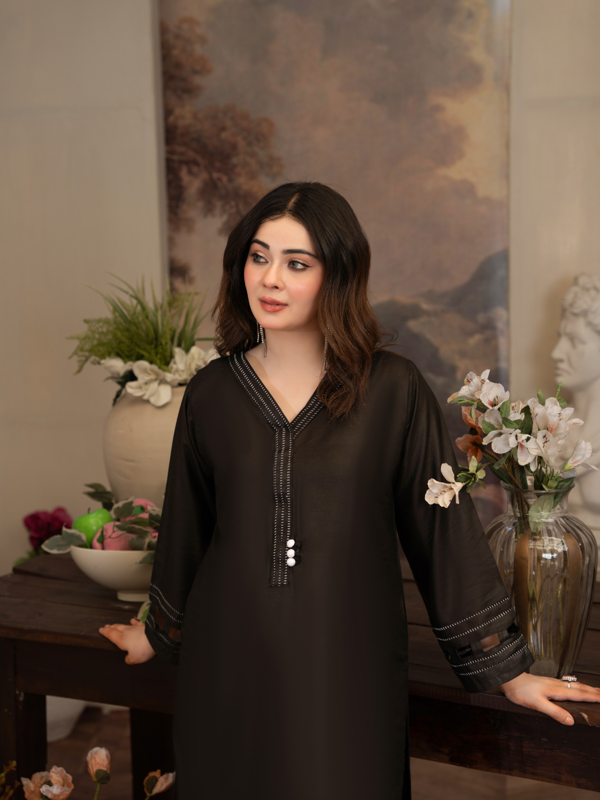 NOIR-GRACE – Soft Linen Edition | By Ainoor