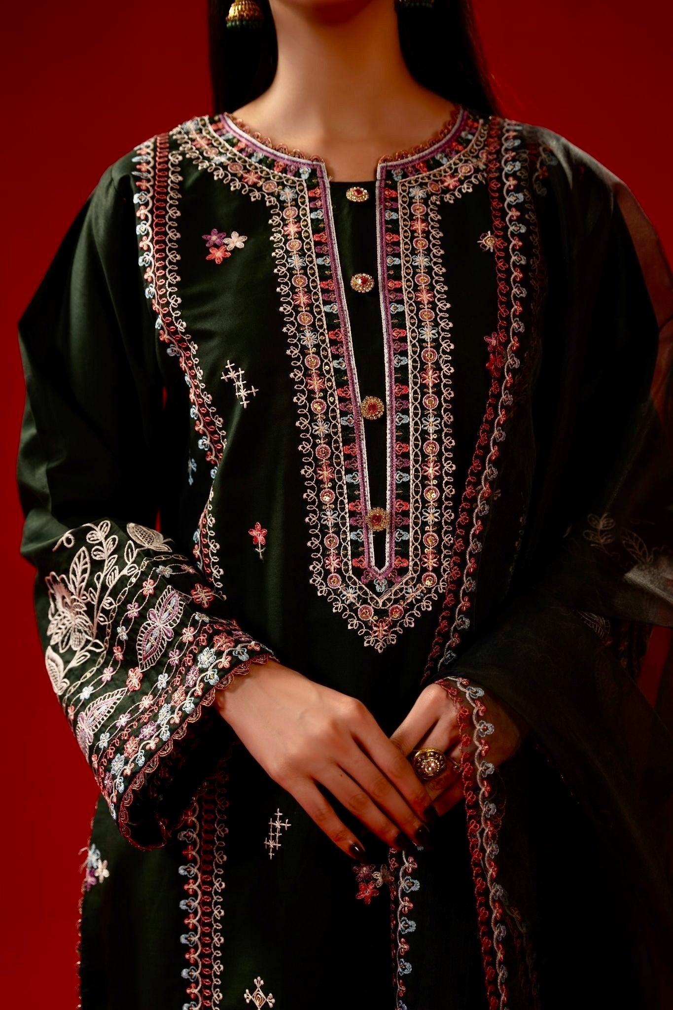 Zareen Festive | By Ainoor