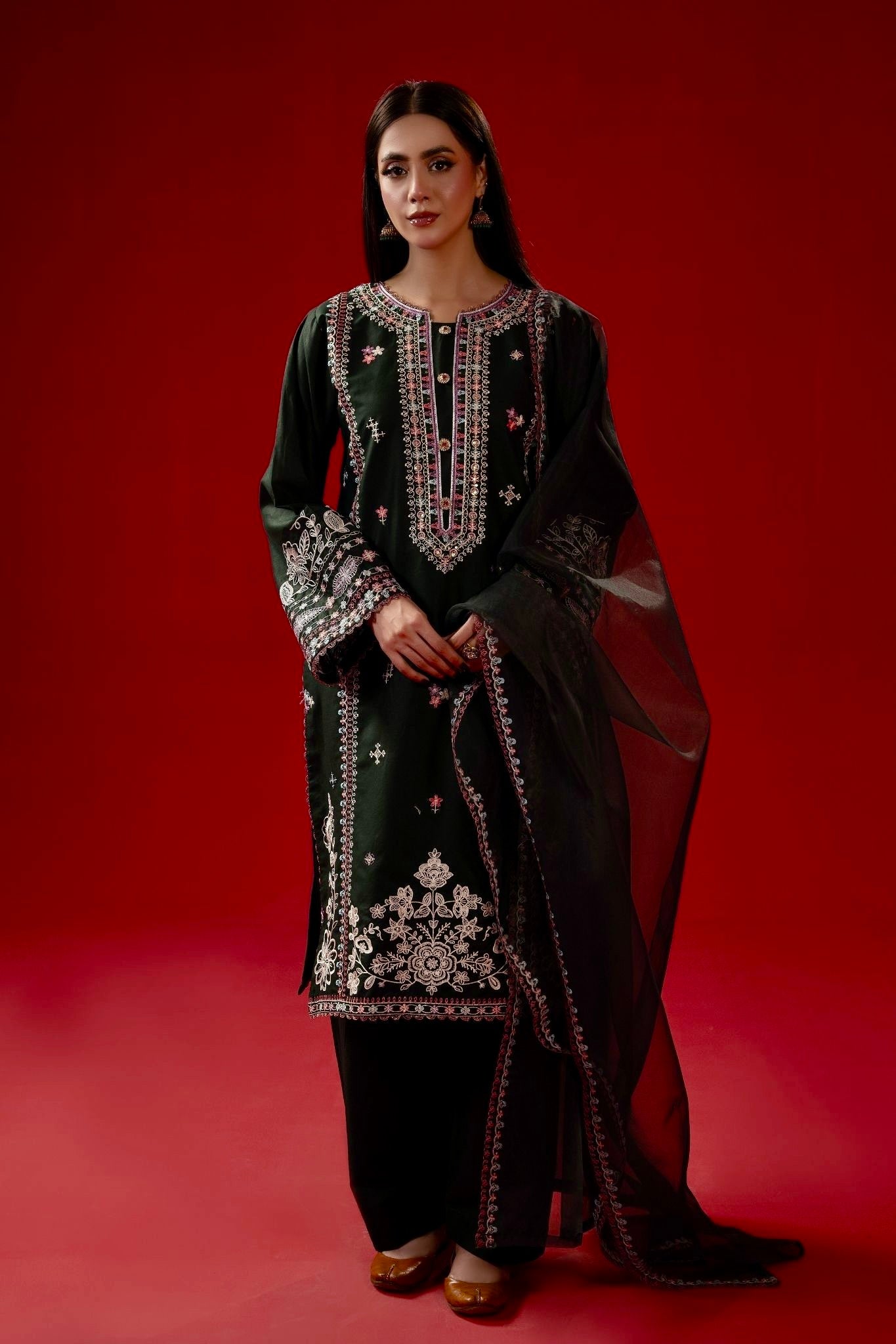Zareen Festive | By Ainoor