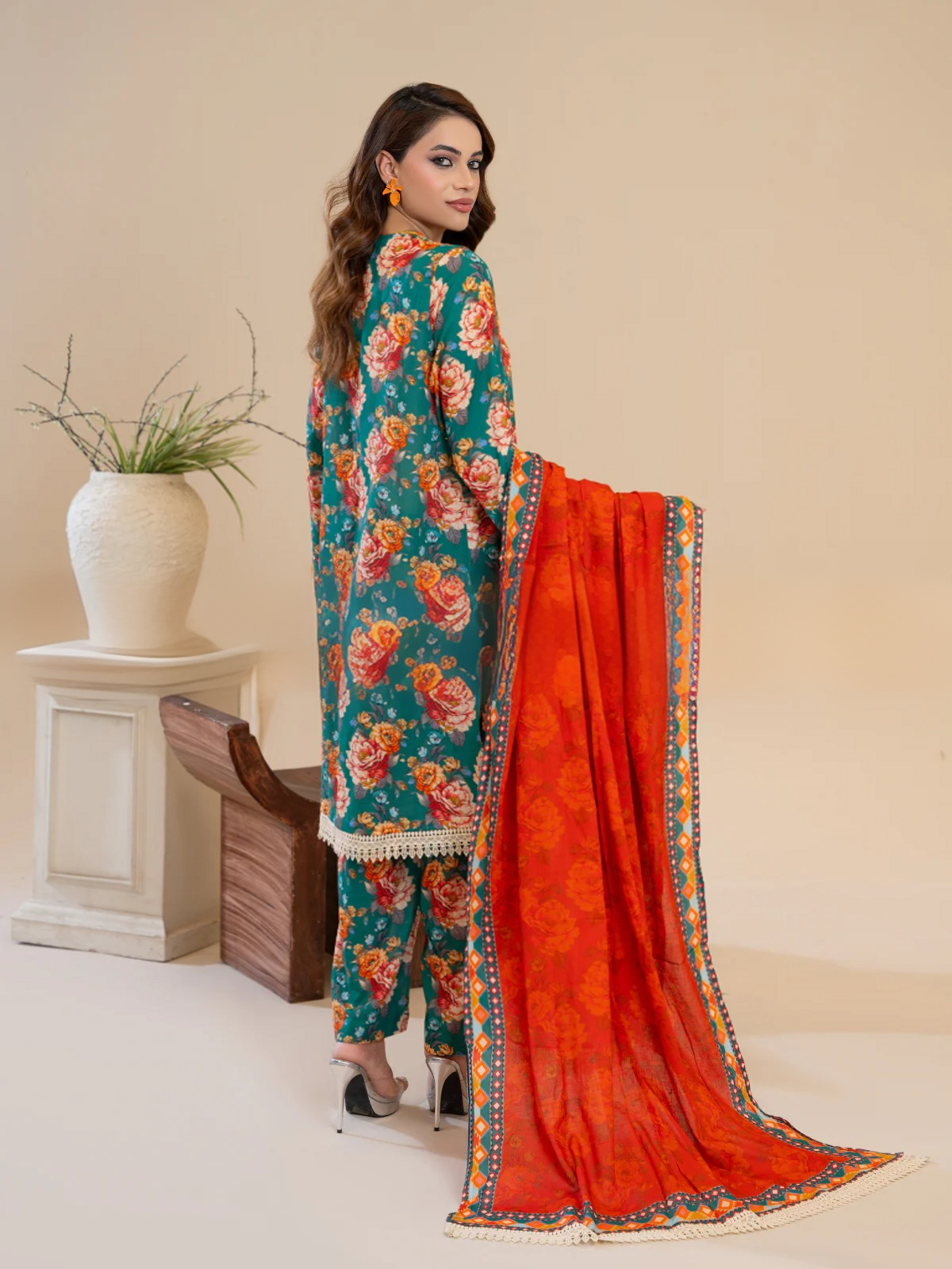 Mehr (3-peice) Stitched with Contrast Dupatta | By Ainoor