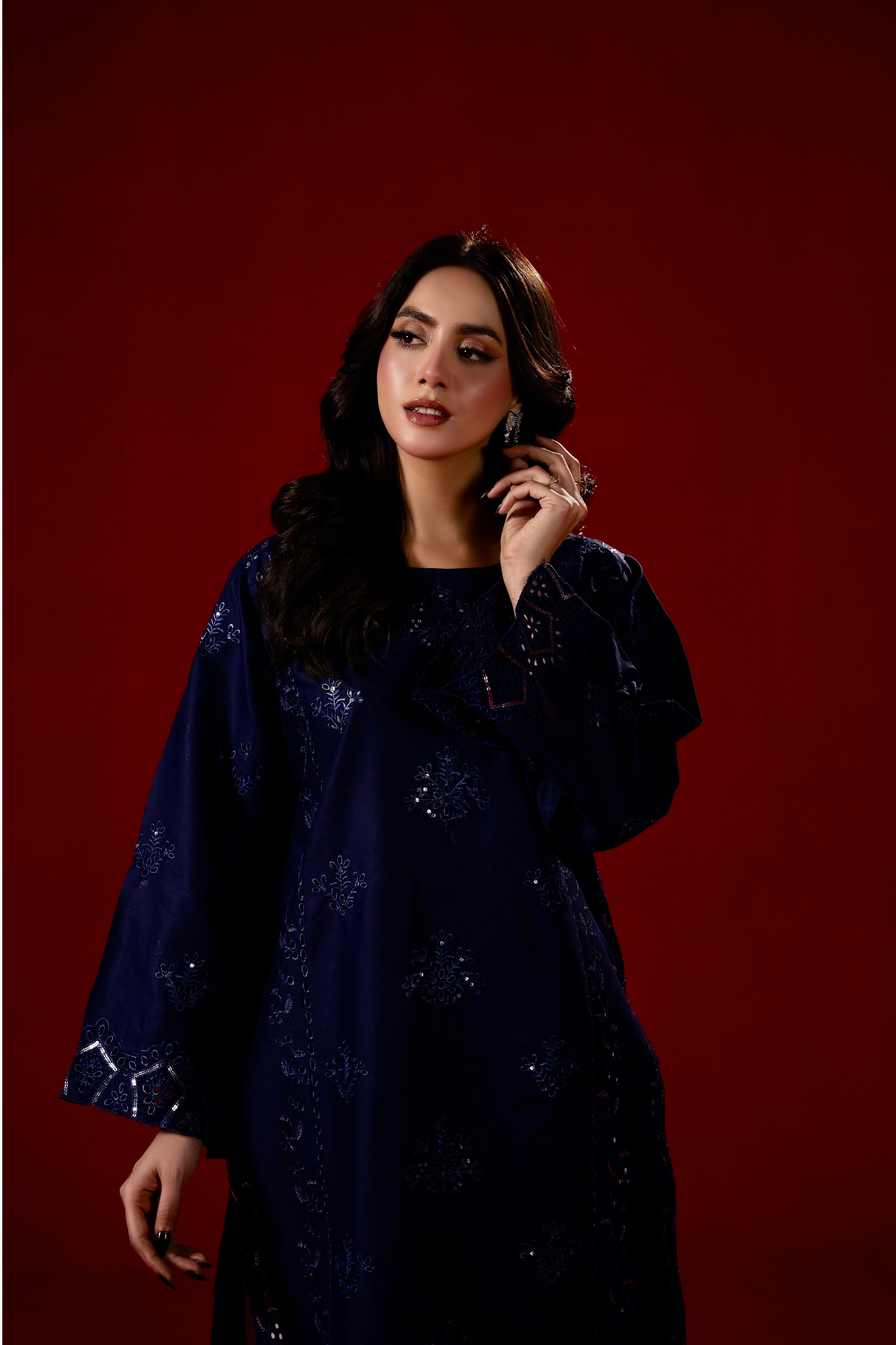 Navy Blend | By Ainoor