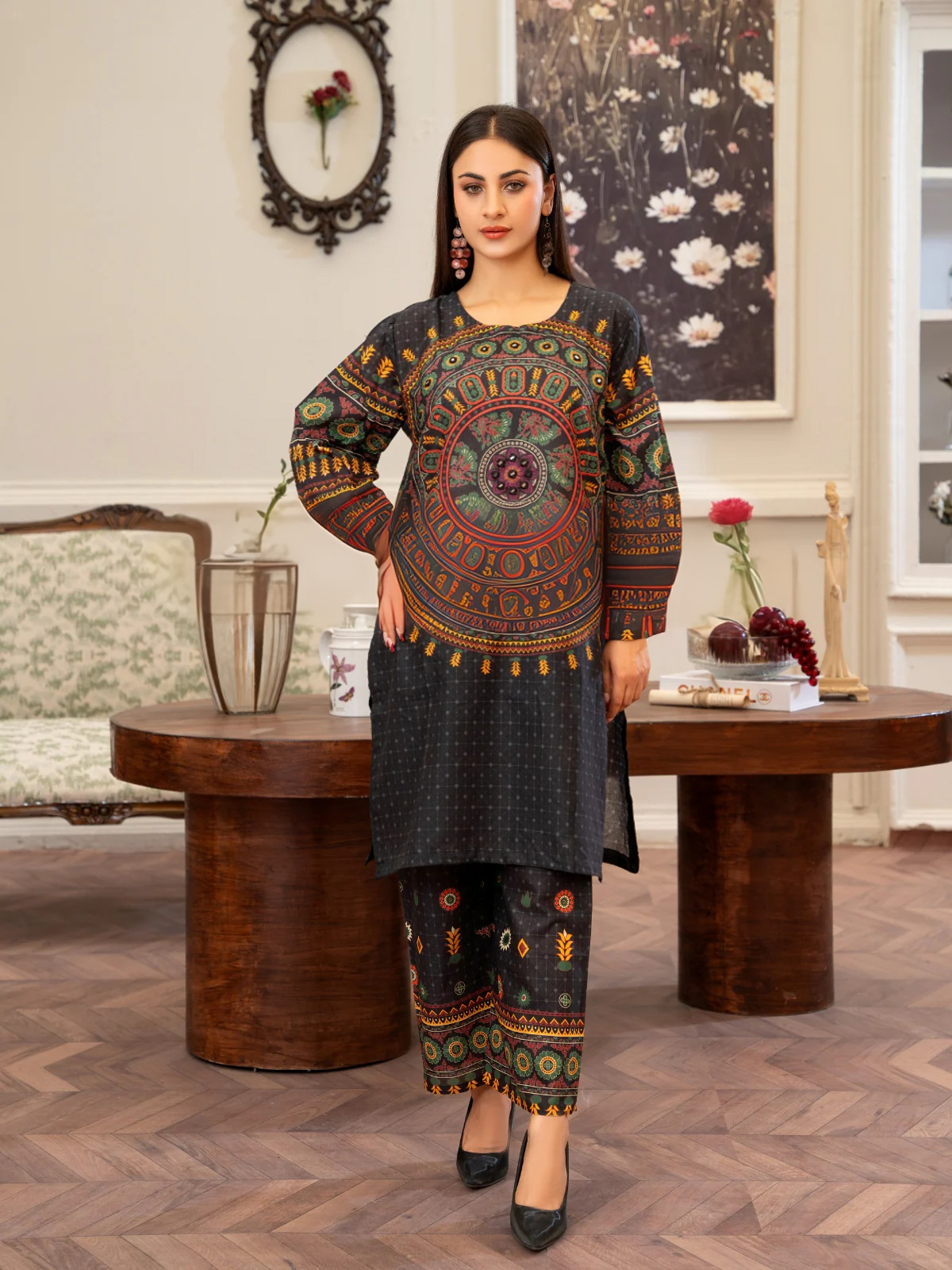 Sindhi Mandala – Black Edition | By Ainoor