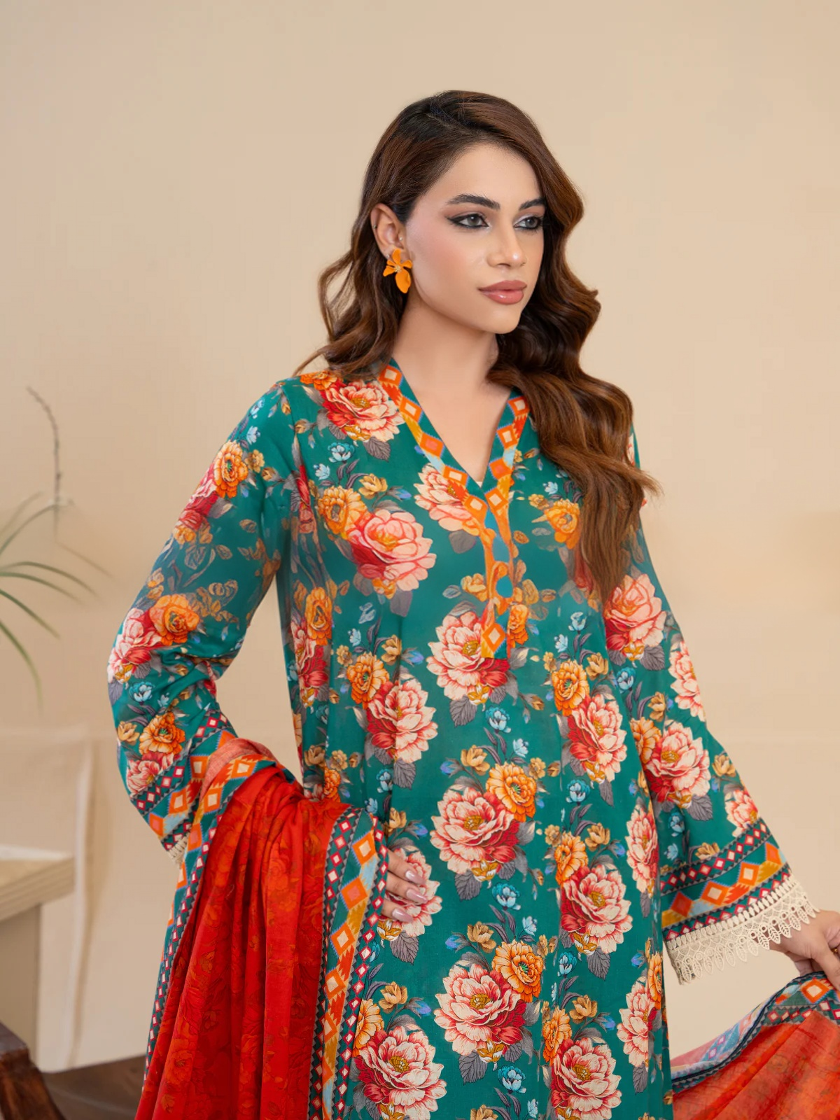Mehr (3-peice) Stitched with Contrast Dupatta | By Ainoor