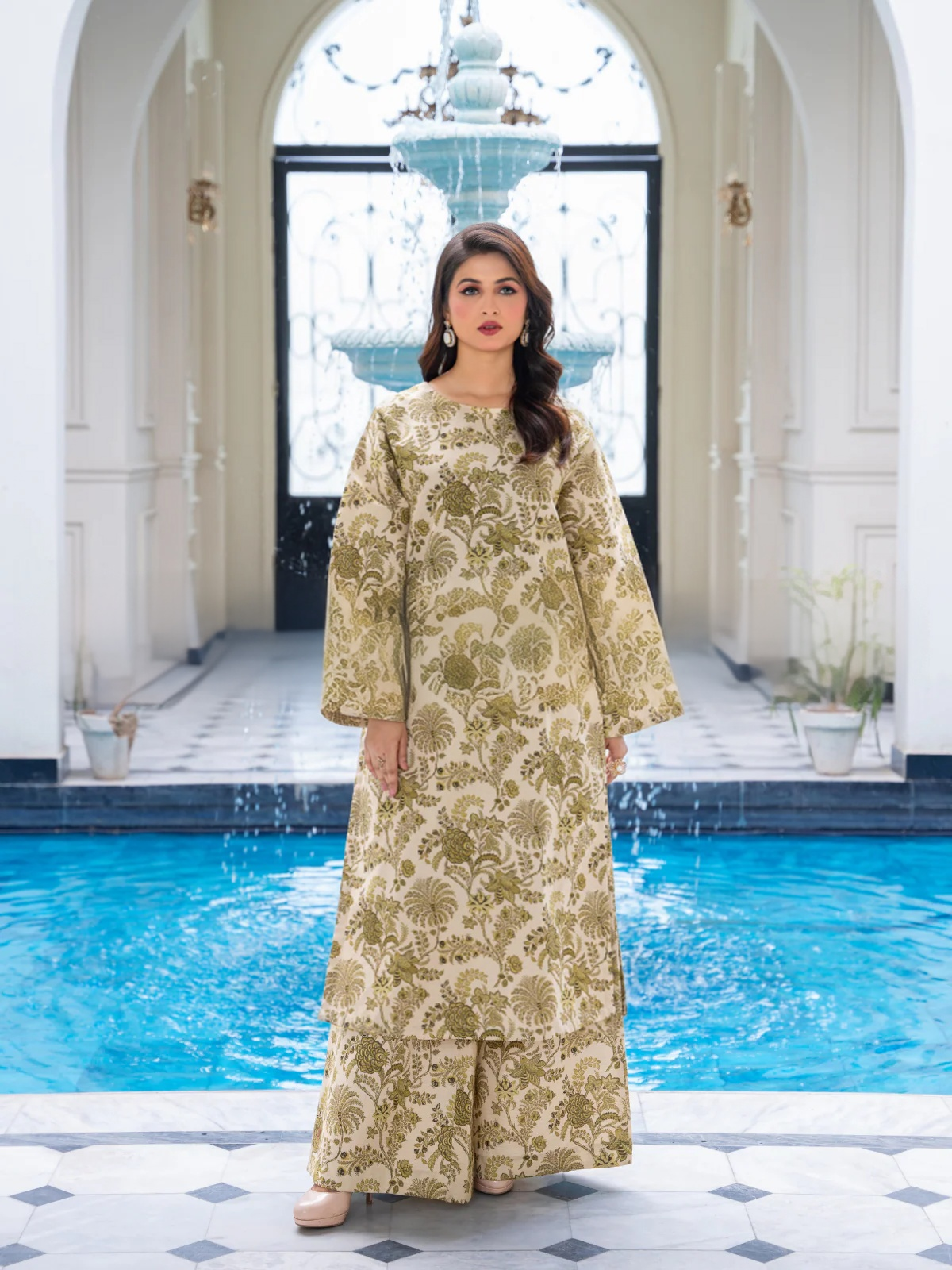 Olive (Stitched 2 peice ) Doriya lawn- Edition | By Ainoor