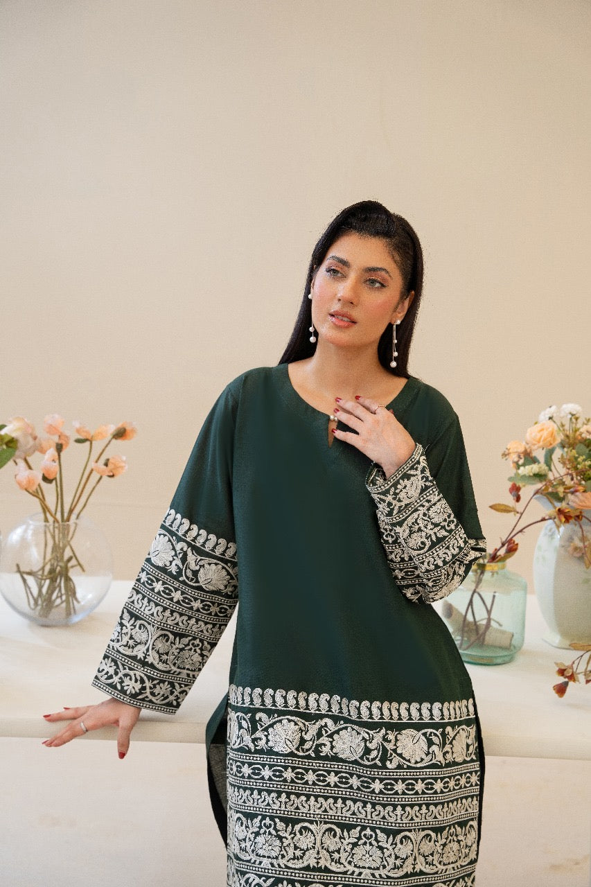 zareen | By Ainoor