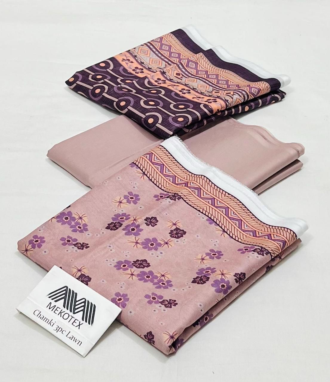 Mekotex Chamak Printed Lawn 3 Piece Suit – Floral Design