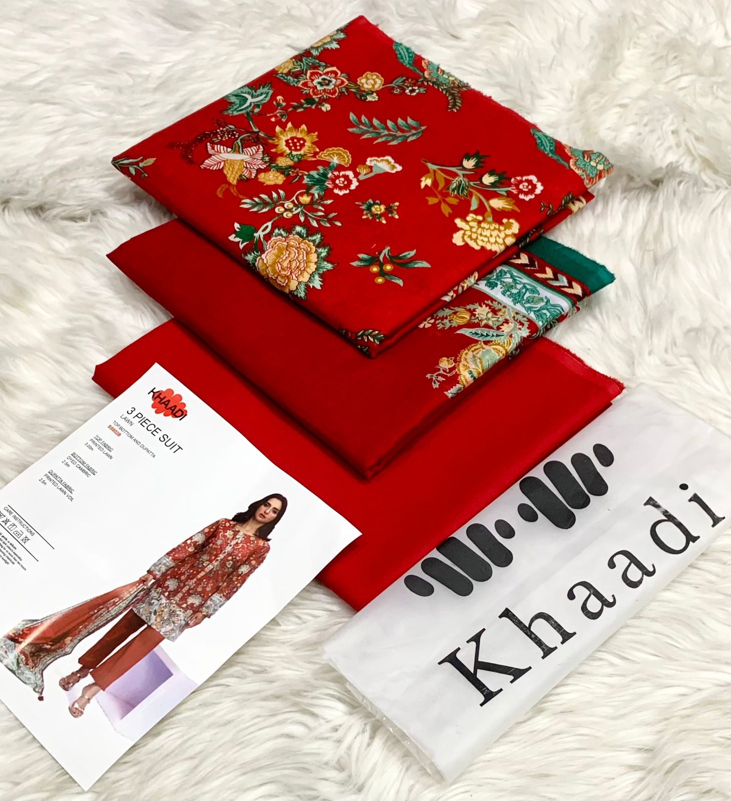 Khaadi Printed Lawn 3 Piece Suit – Floral Shirt with Printed Dupatta